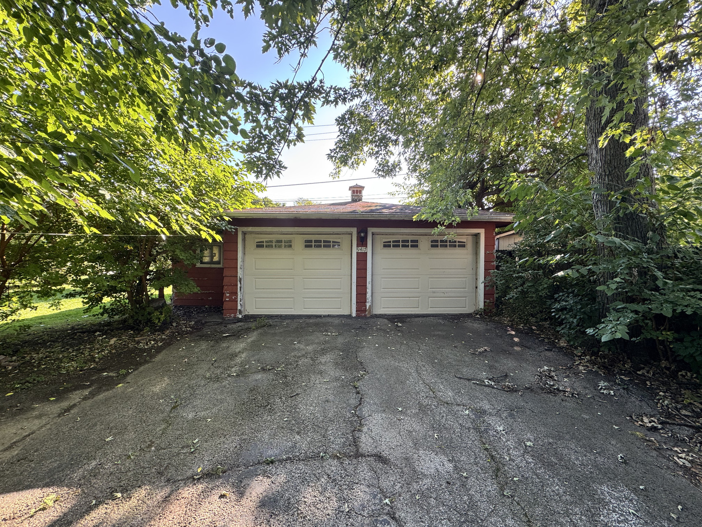 9417 S 77th Avenue, Hickory Hills, IL 60457