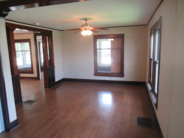 202 E Park Street, Harvard, IL 60033