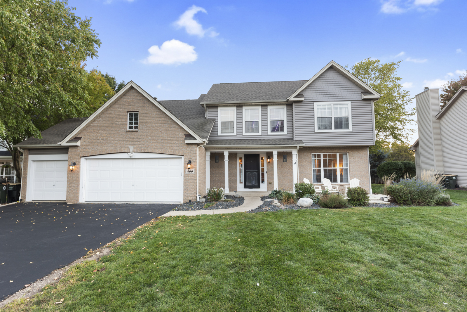 466 Greenview Lane, Oswego, IL 60543