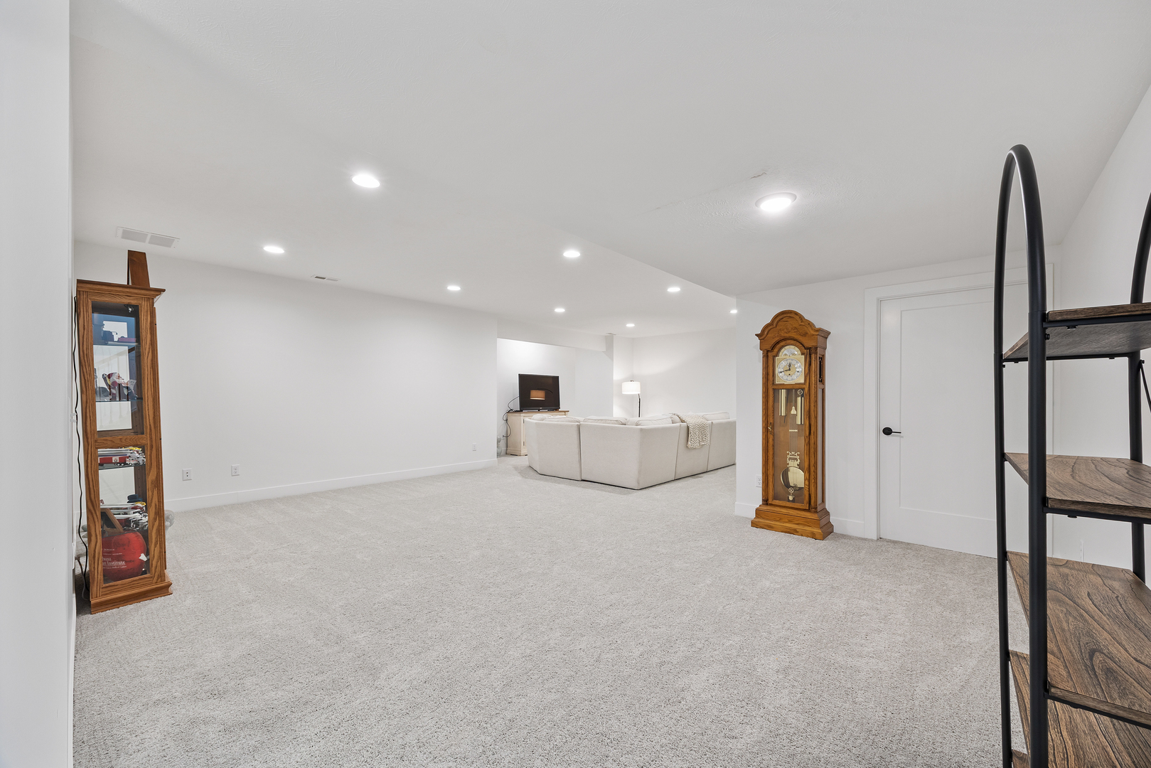 1511 Lincoln Park Drive, Bloomington, IL 61705