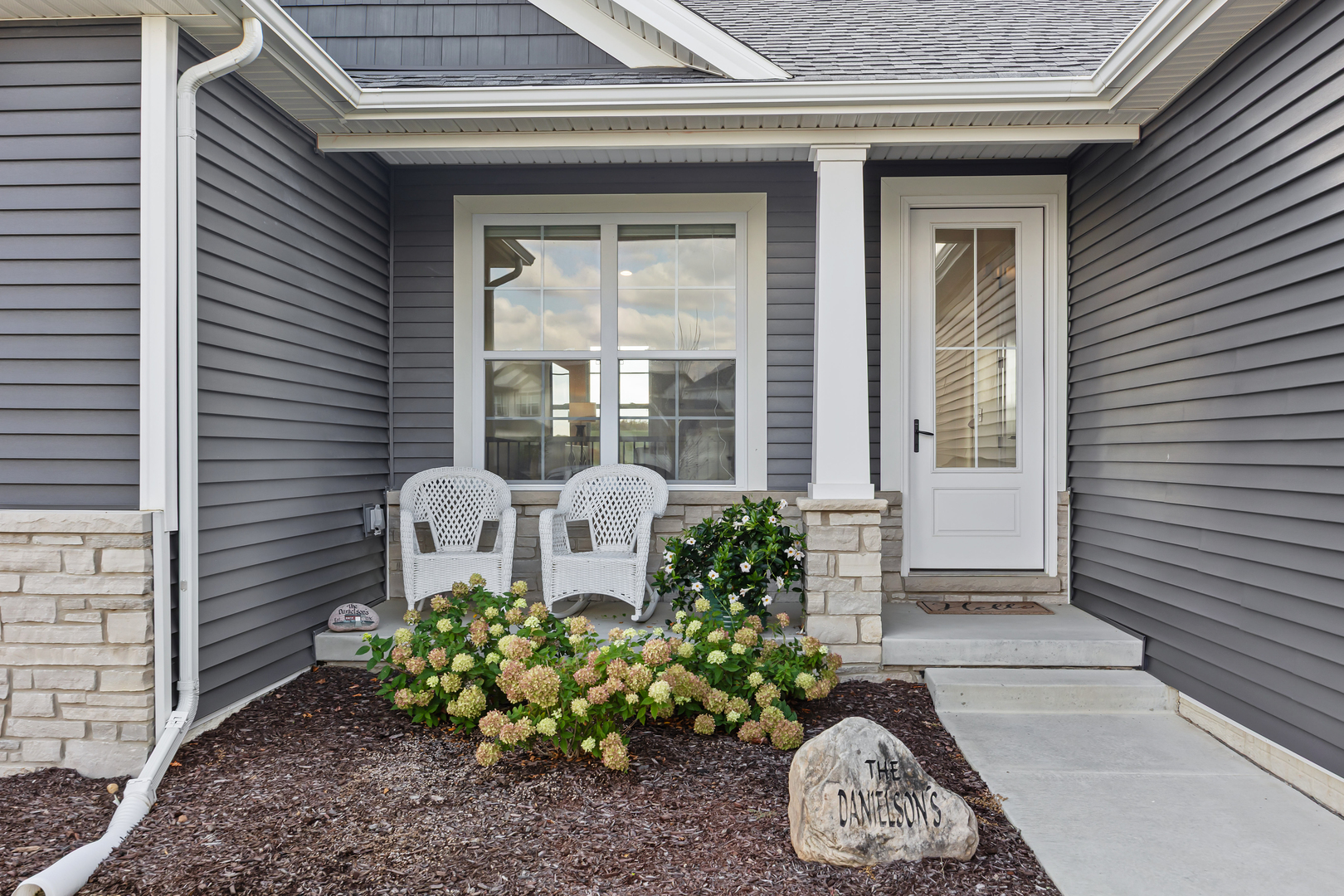 1511 Lincoln Park Drive, Bloomington, IL 61705