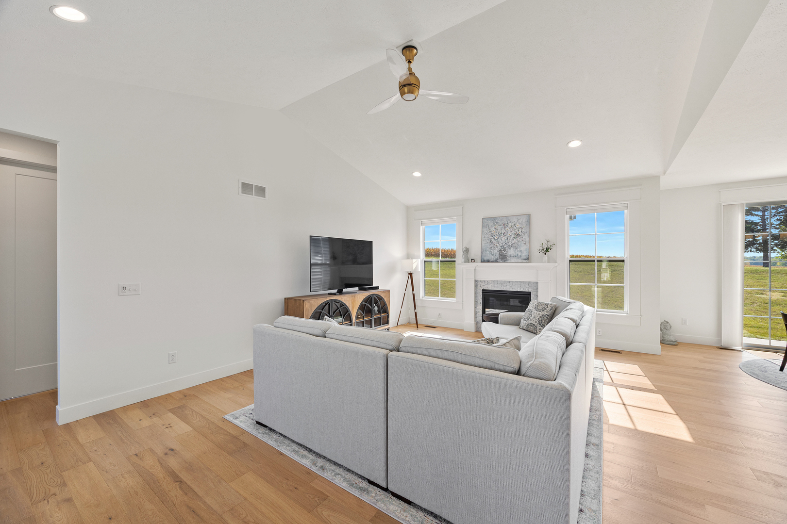 1511 Lincoln Park Drive, Bloomington, IL 61705