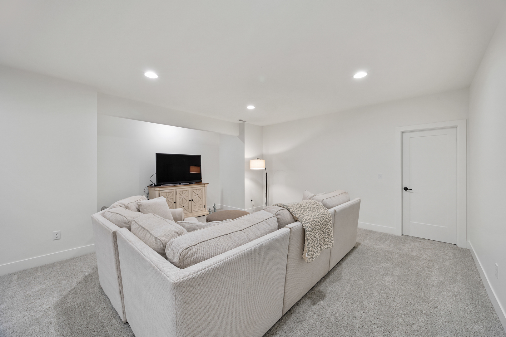 1511 Lincoln Park Drive, Bloomington, IL 61705