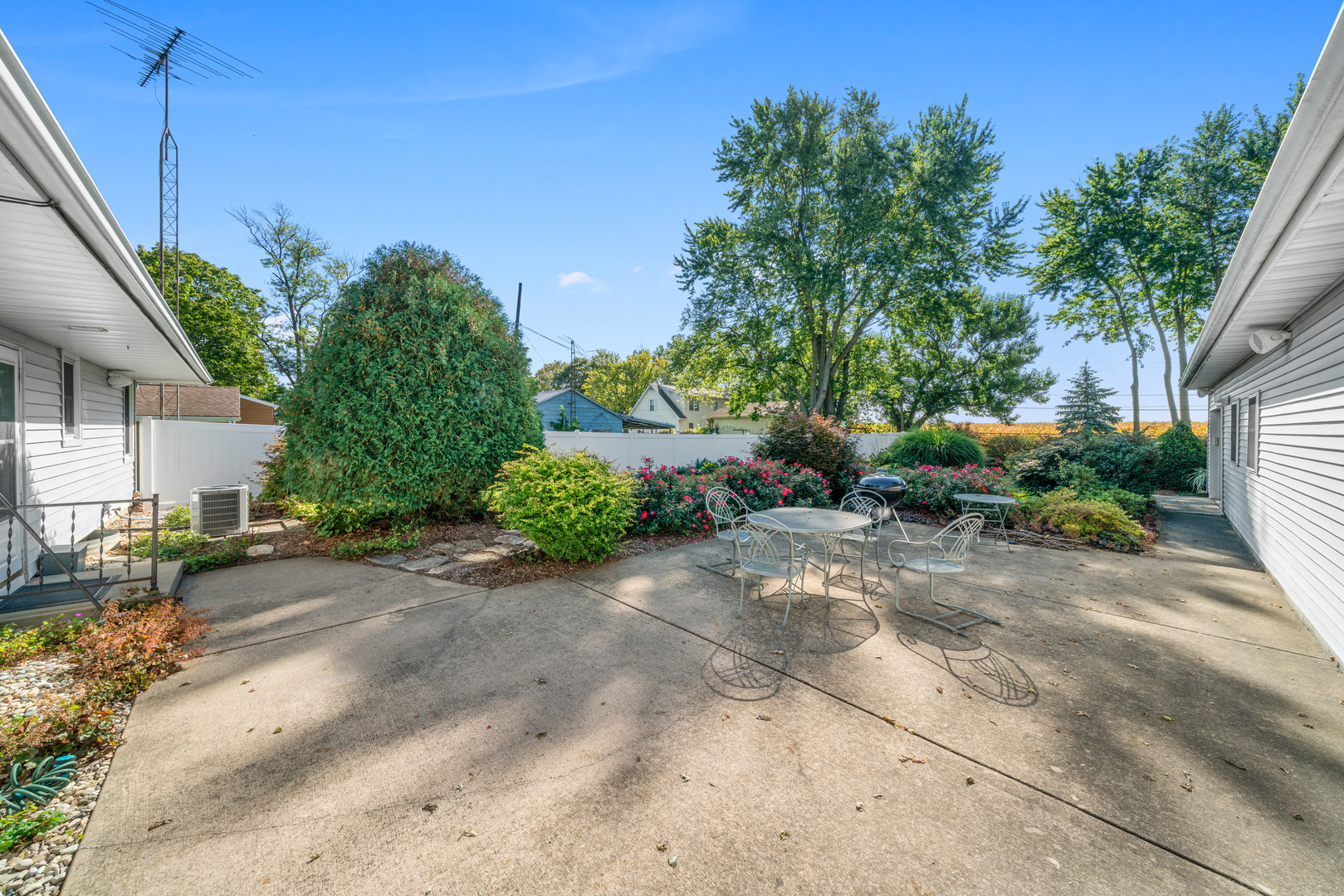 403 Corri Lane, Plano, IL 60545