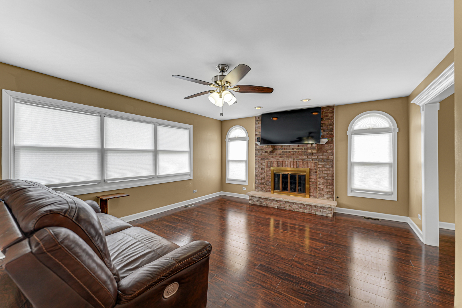 17739 Peacock Lane, Tinley Park, IL 60487