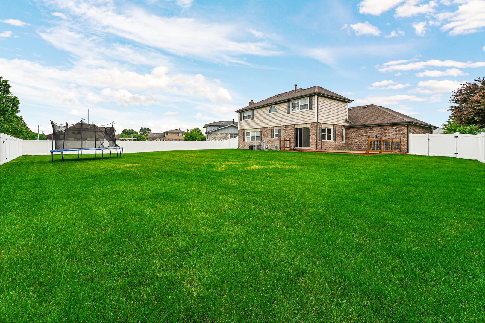 17739 Peacock Lane, Tinley Park, IL 60487
