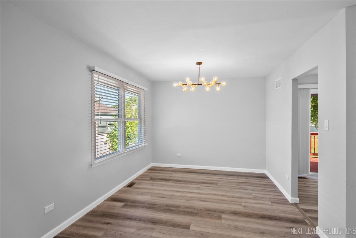 550 Piccadilly Lane, Bolingbrook, IL 60440