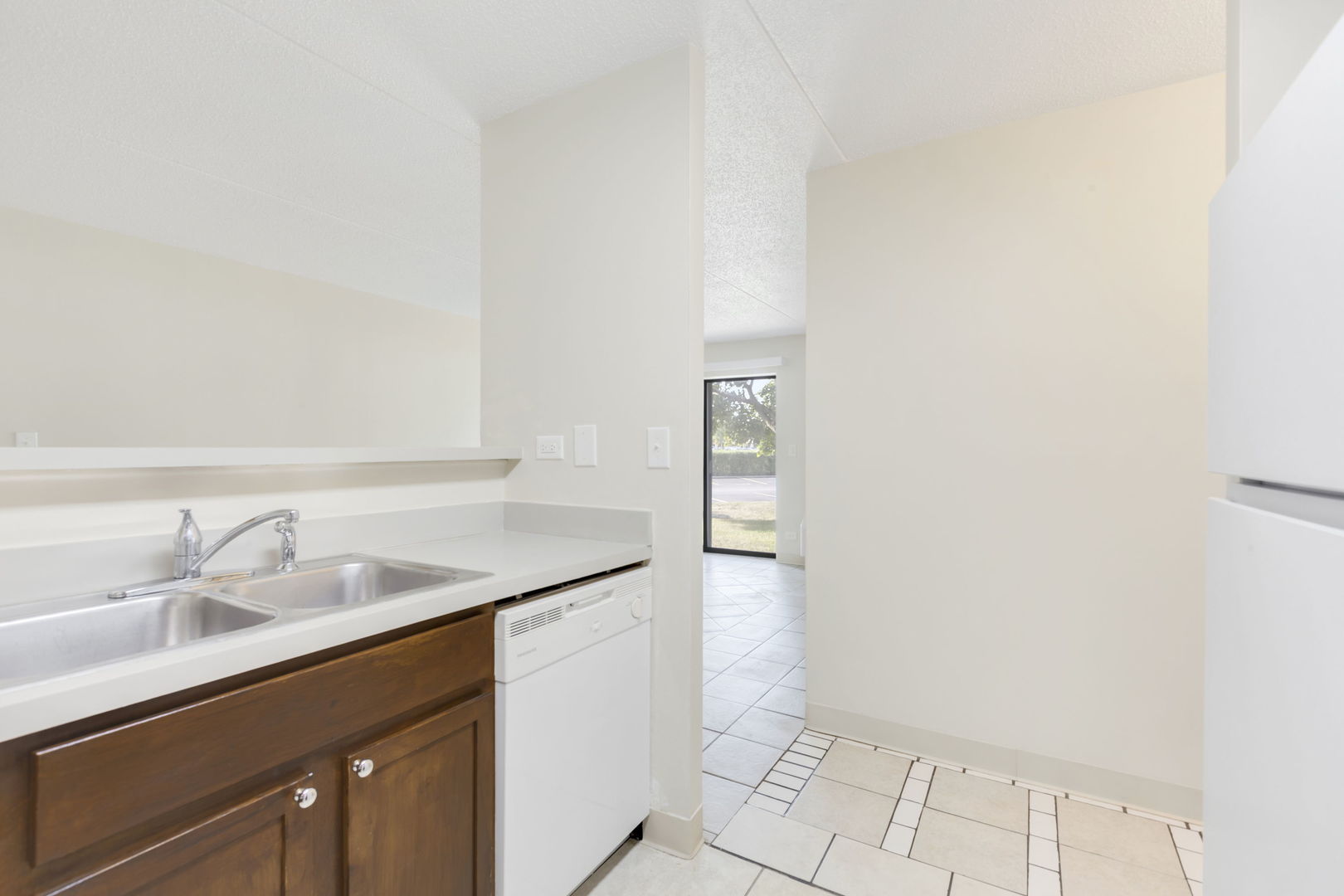 5600 ASTOR Lane #103, Rolling Meadows, IL 60008