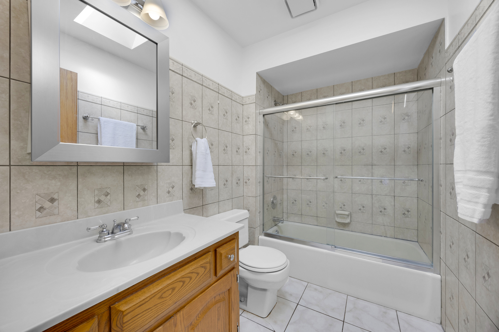 7810 W 102nd Street, Palos Hills, IL 60465