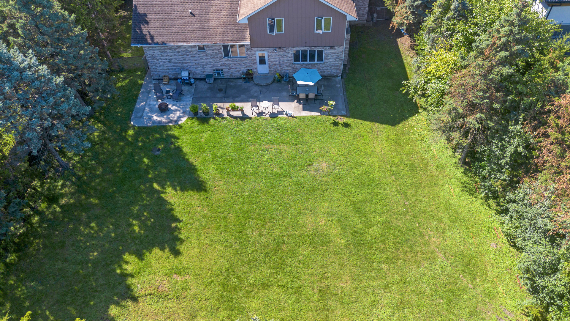 7810 W 102nd Street, Palos Hills, IL 60465