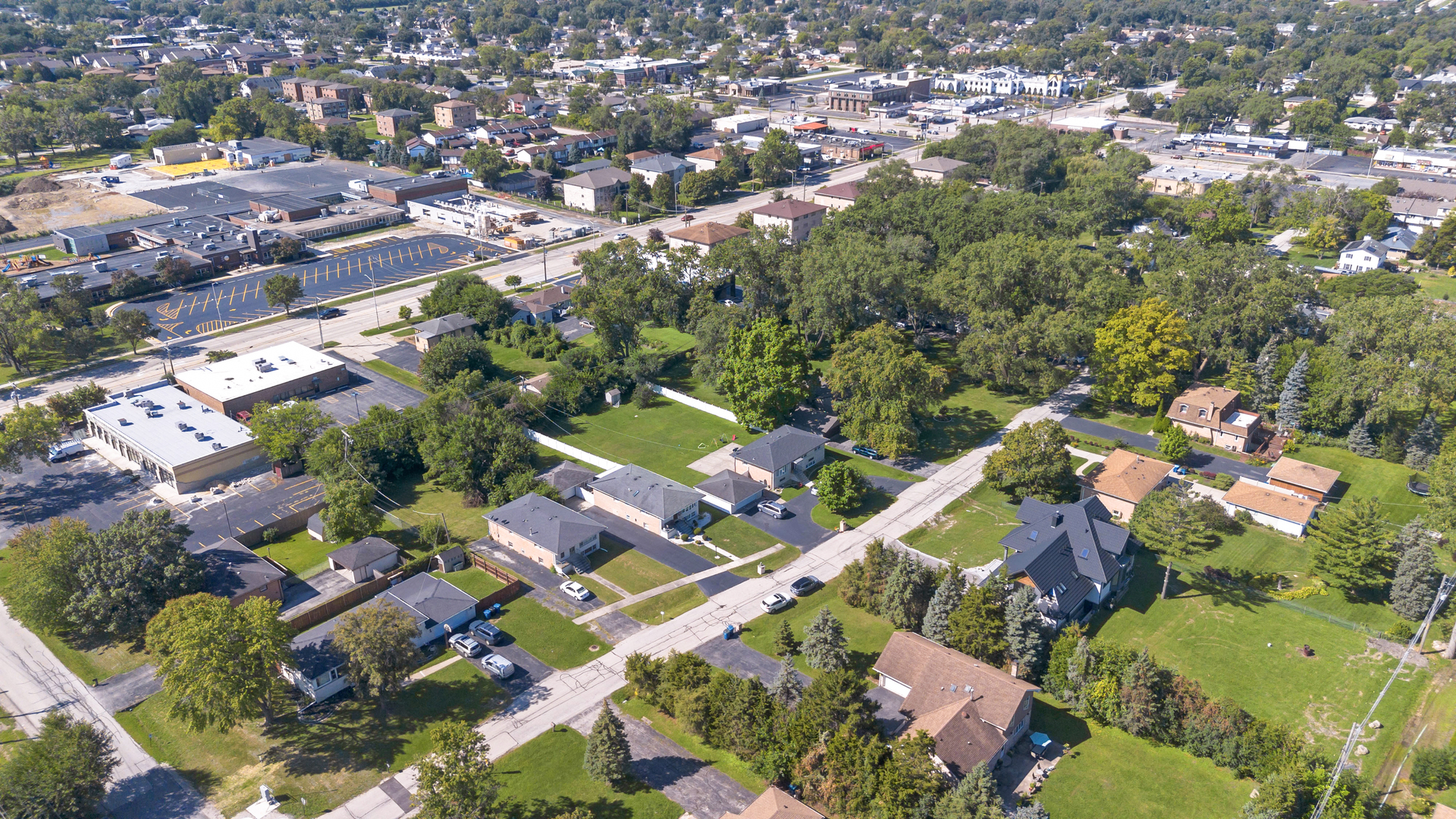 7810 W 102nd Street, Palos Hills, IL 60465