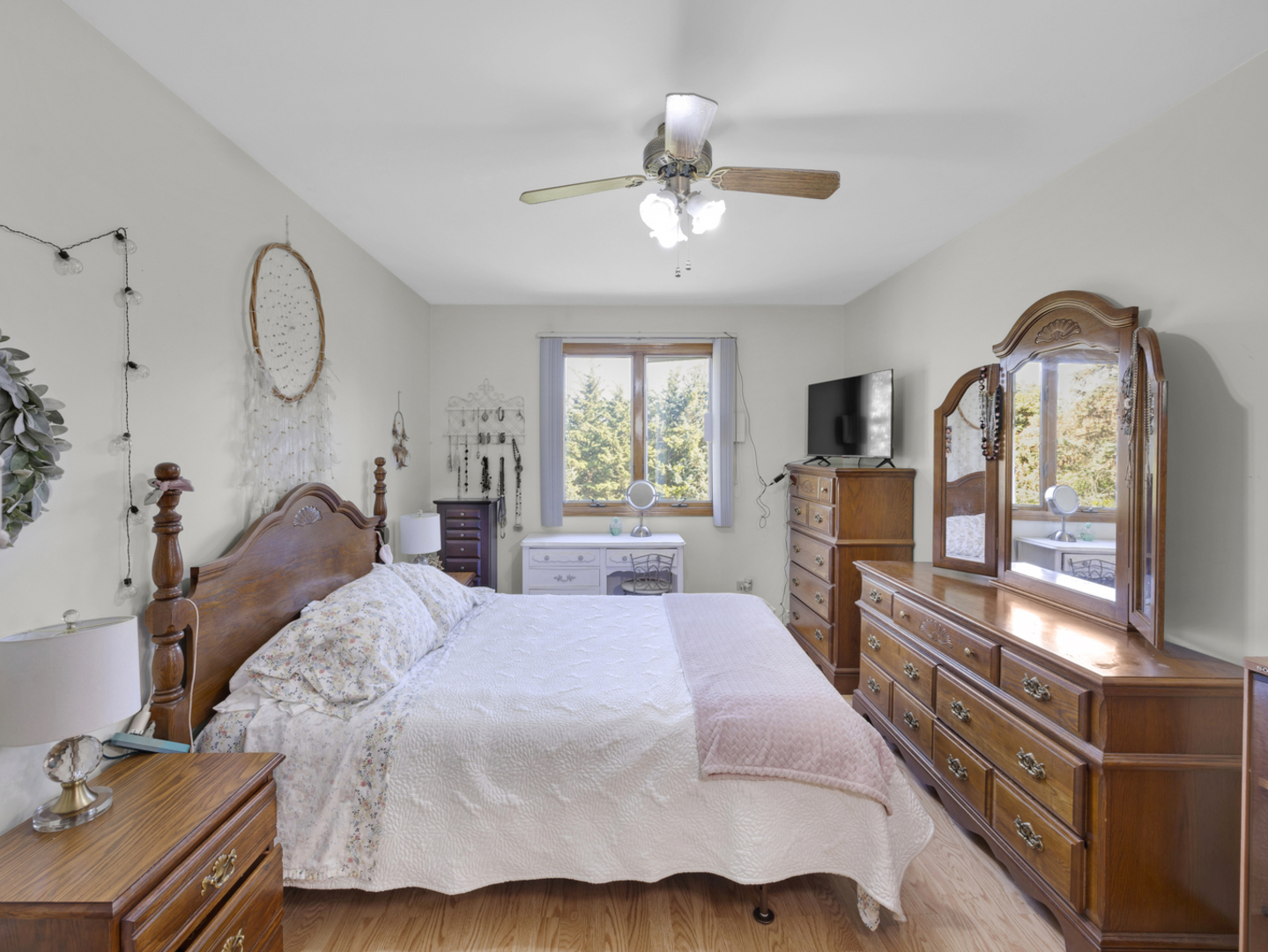 7810 W 102nd Street, Palos Hills, IL 60465