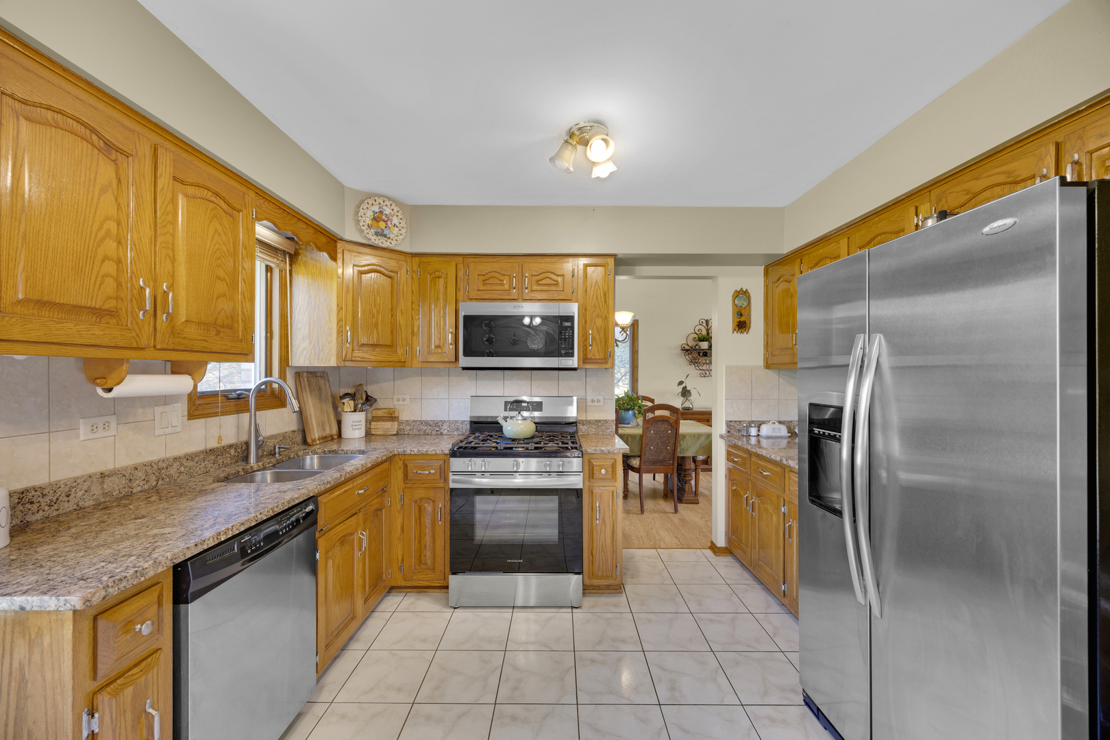 7810 W 102nd Street, Palos Hills, IL 60465