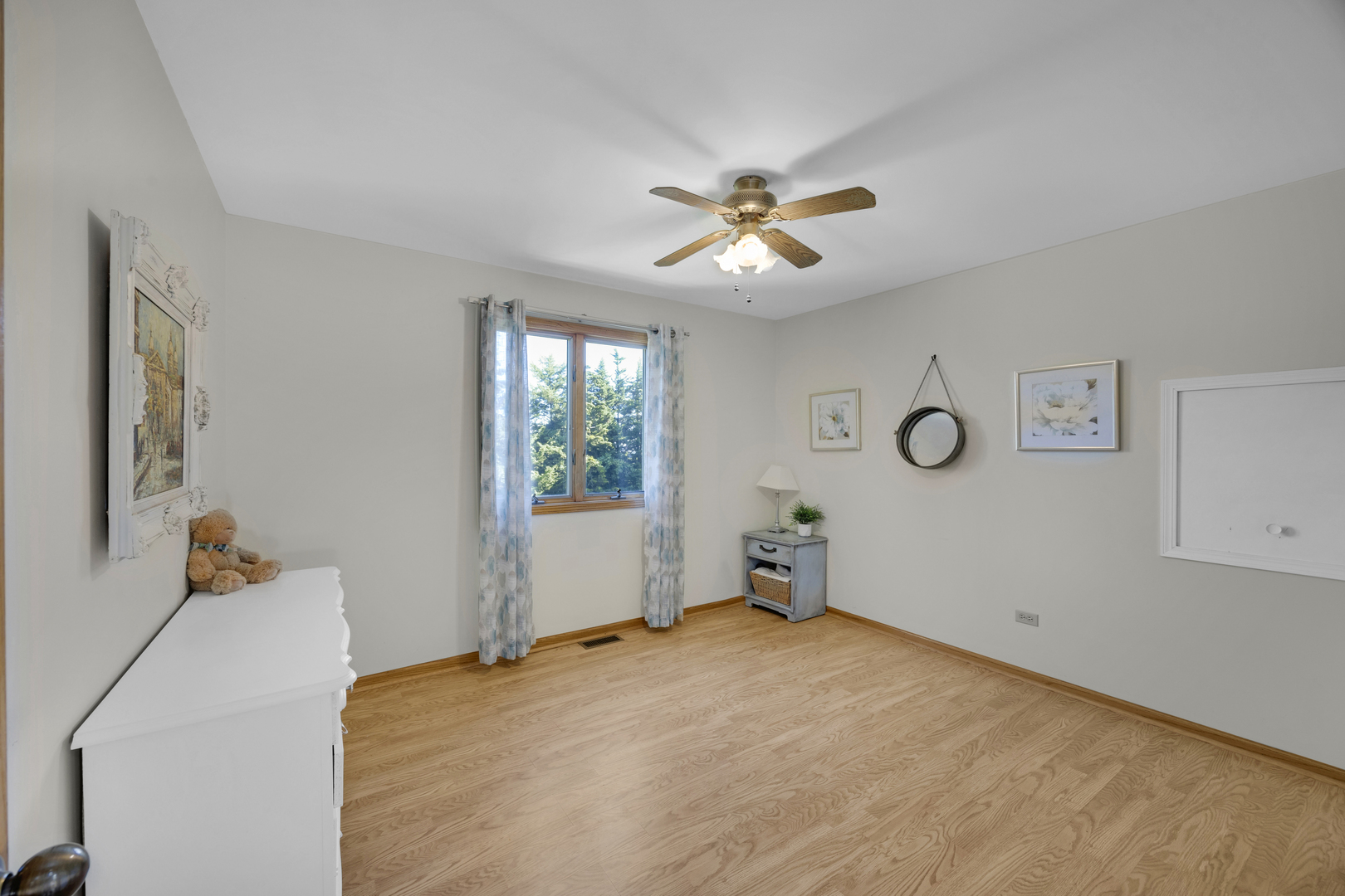 7810 W 102nd Street, Palos Hills, IL 60465