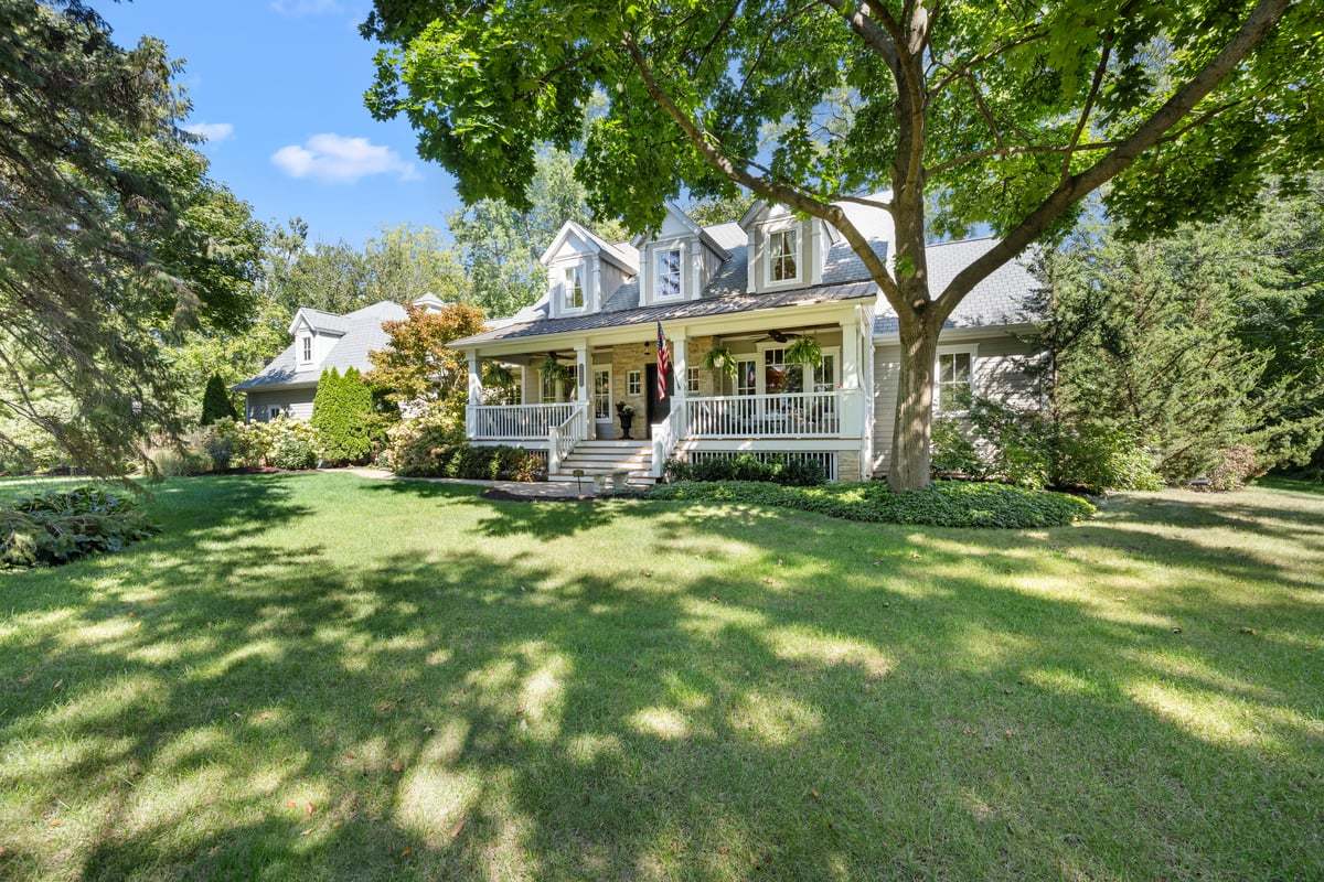 7s561 Green Acres Drive, Naperville, IL 60540