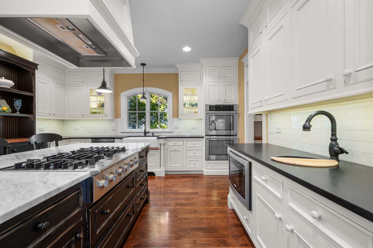 7s561 Green Acres Drive, Naperville, IL 60540