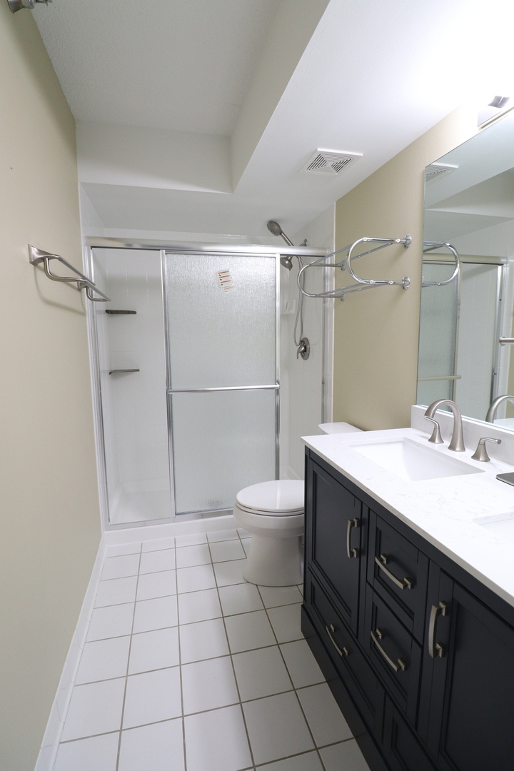112 Day Street #204, Bloomingdale, IL 60108