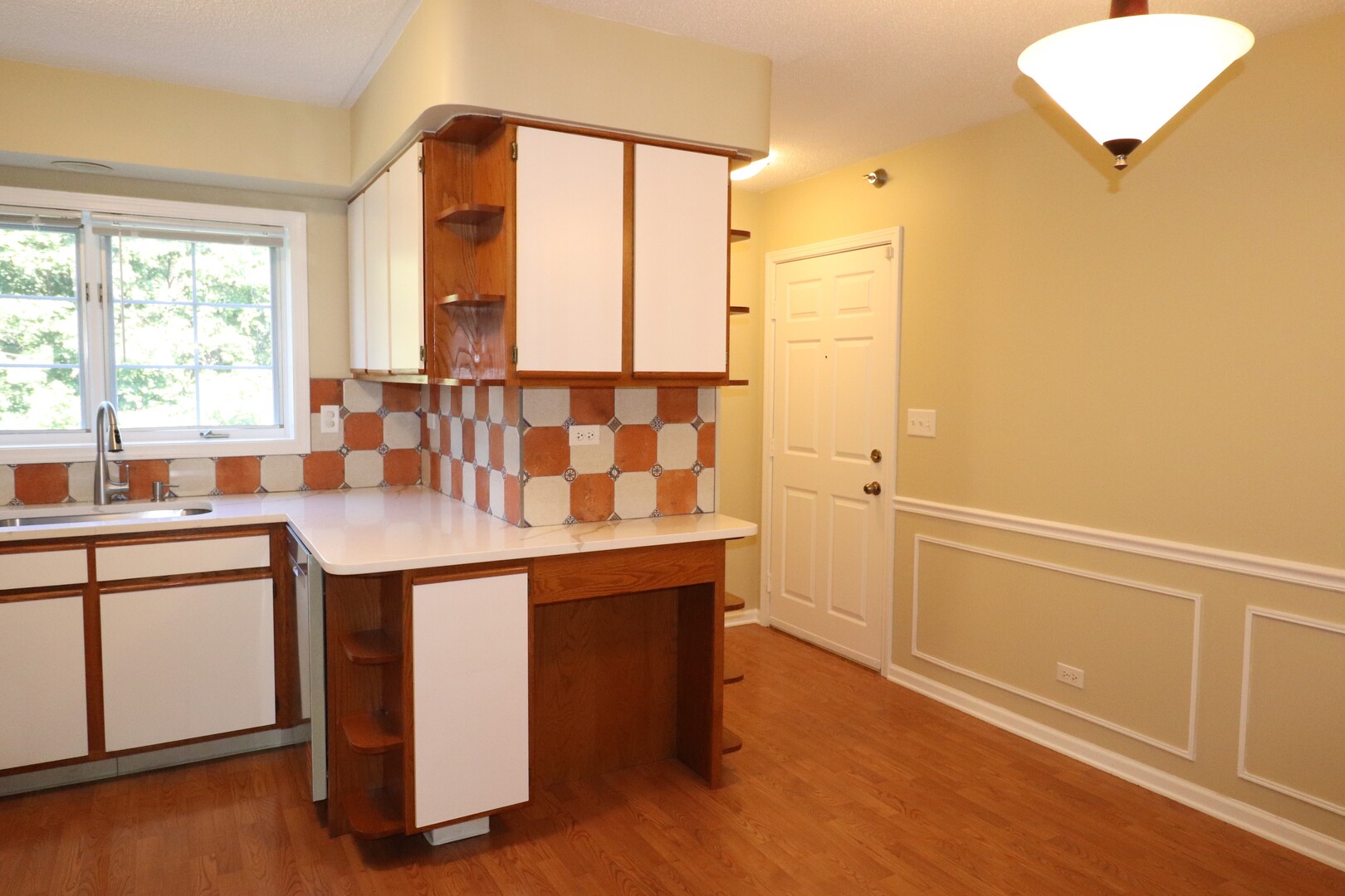 112 Day Street #204, Bloomingdale, IL 60108