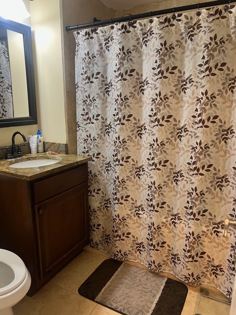 1423 Windsor Circle, Carpentersville, IL 60110