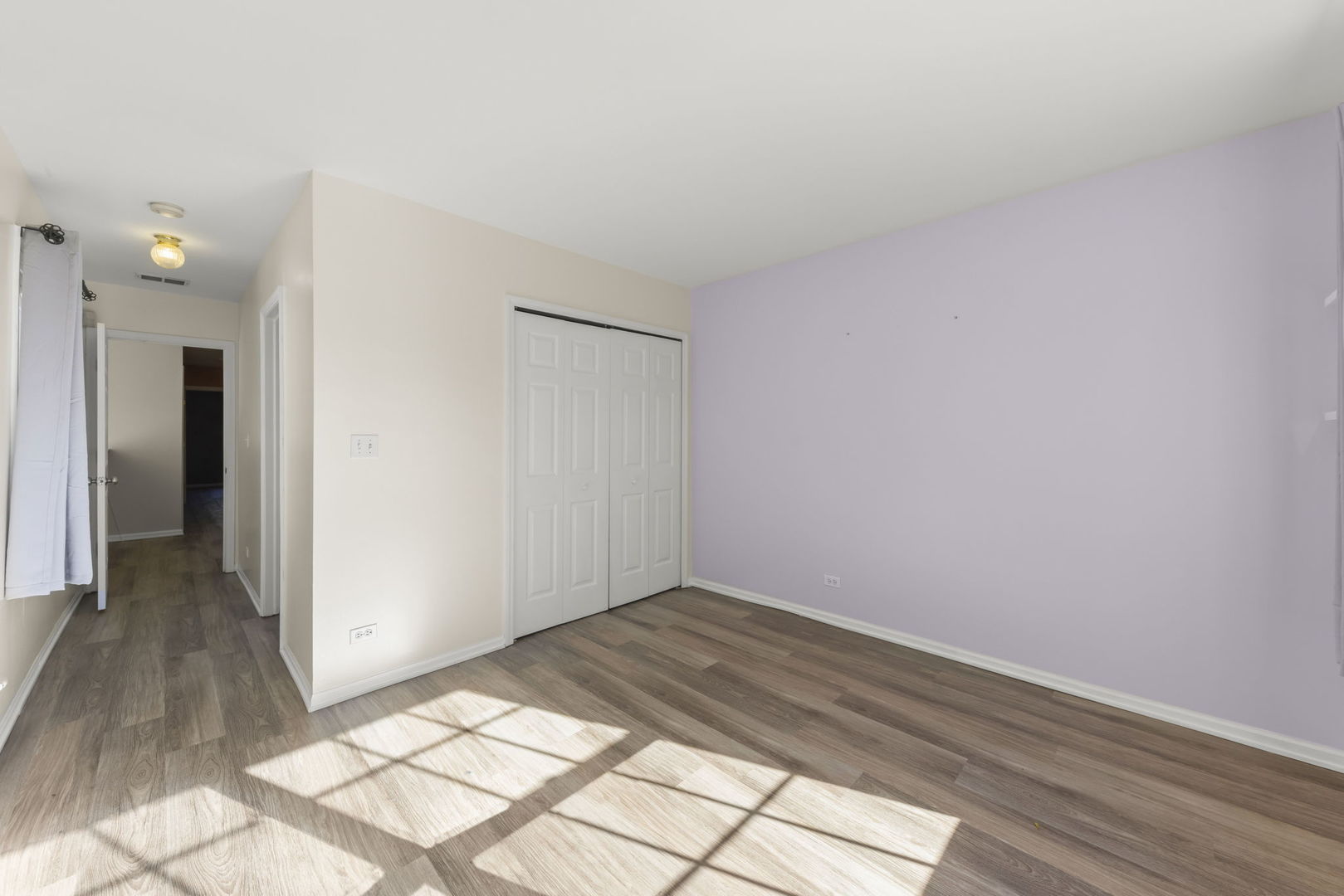 2911 Dearborn Court, Naperville, IL 60563