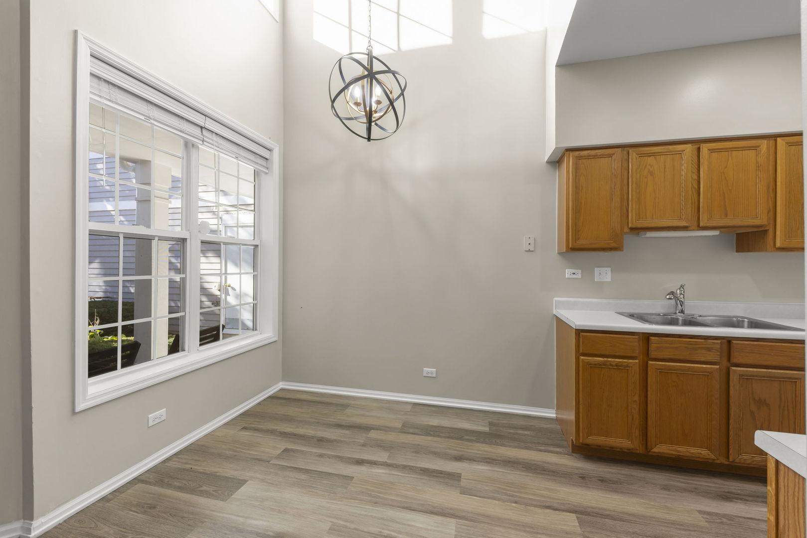 2911 Dearborn Court, Naperville, IL 60563