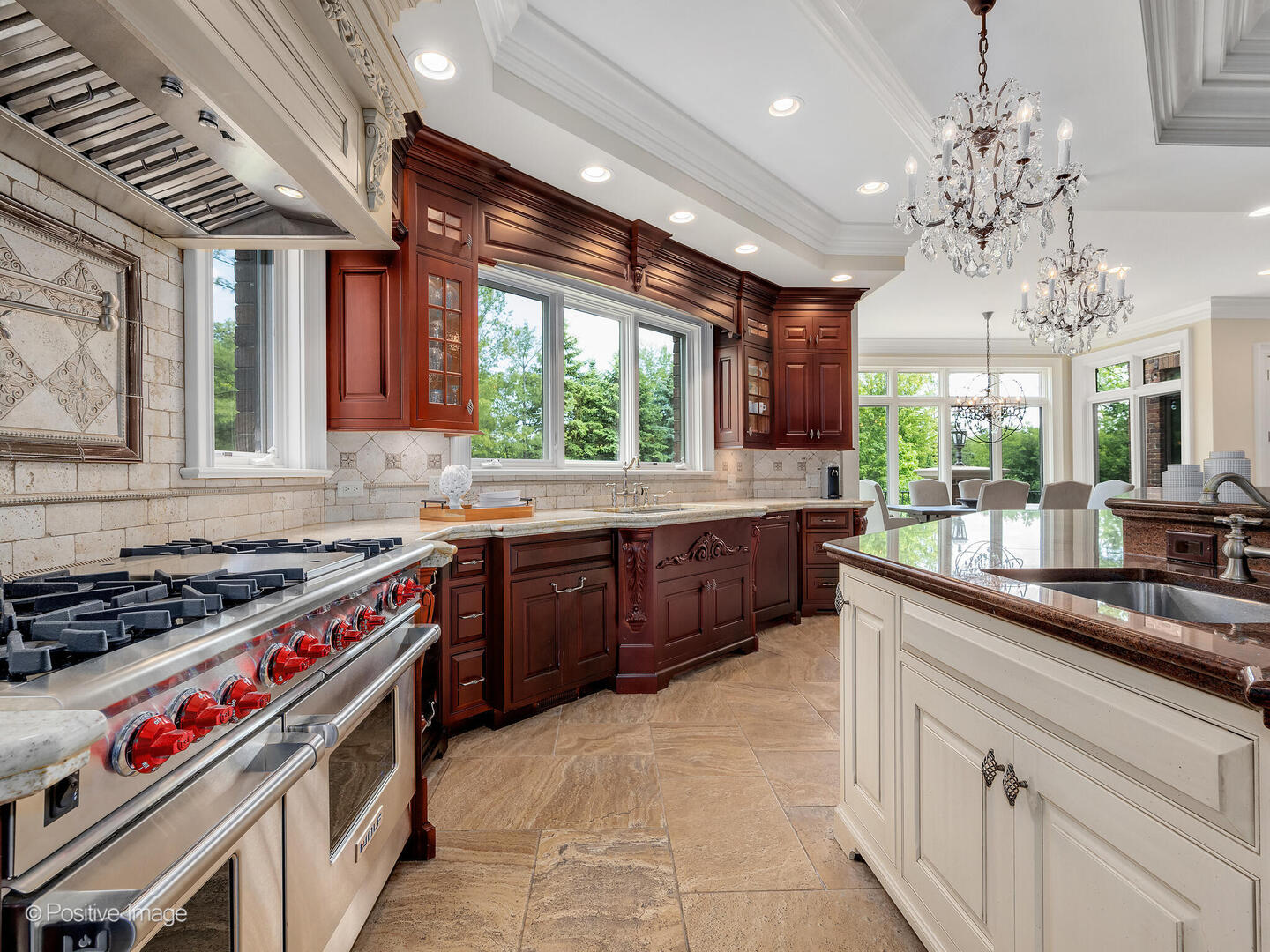 6655 Lee Court, Burr Ridge, IL 60527