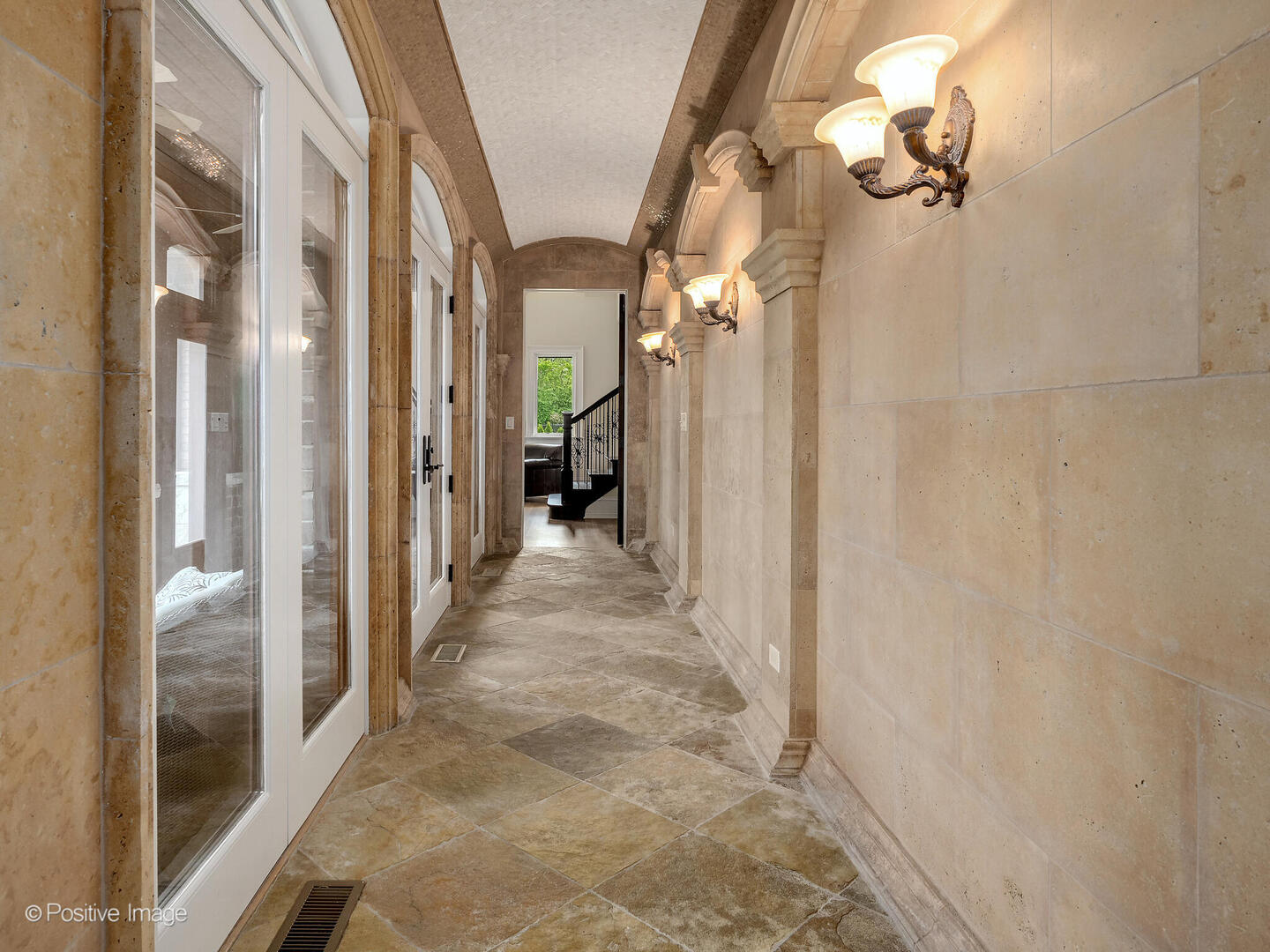 6655 Lee Court, Burr Ridge, IL 60527
