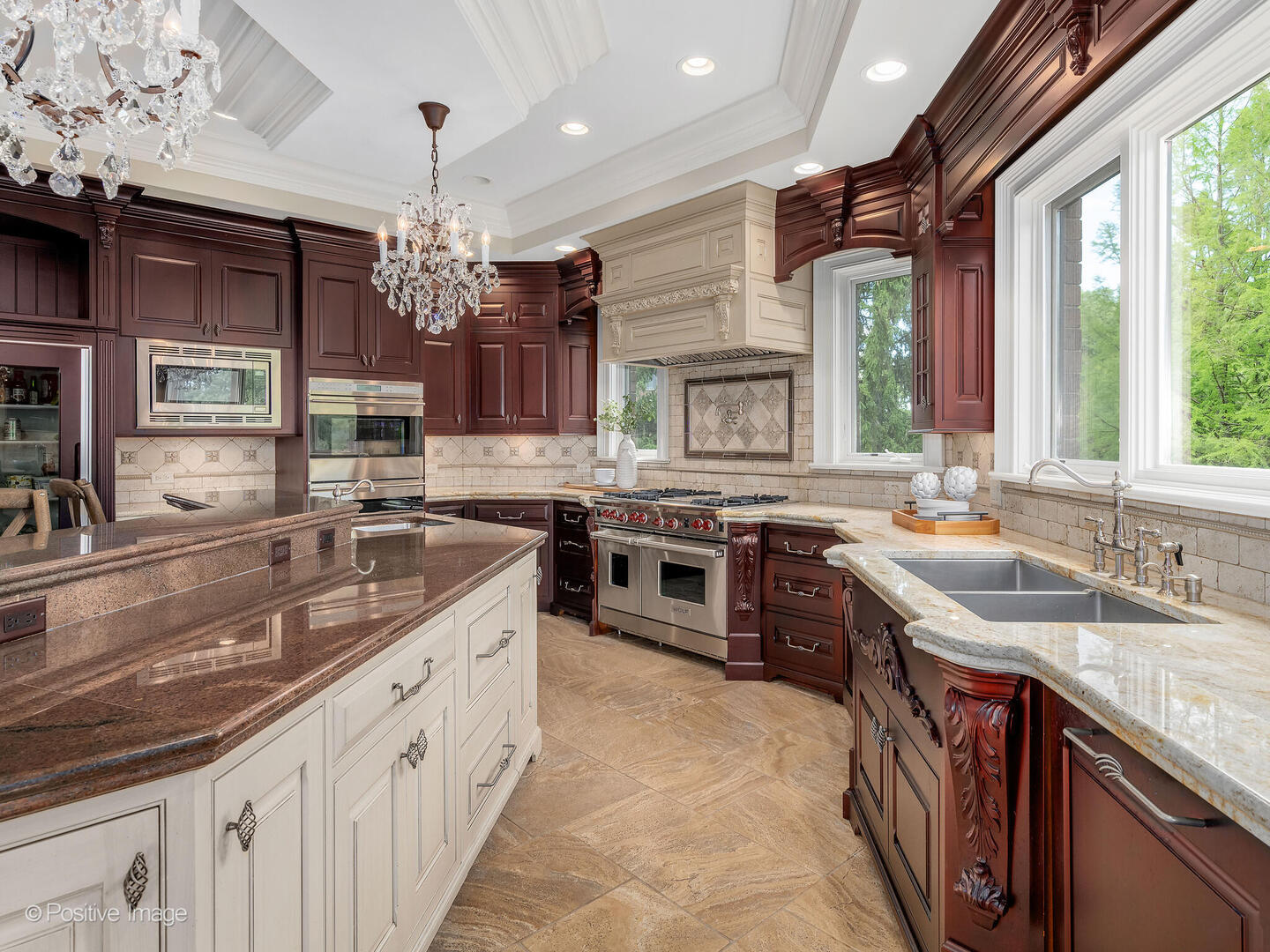 6655 Lee Court, Burr Ridge, IL 60527