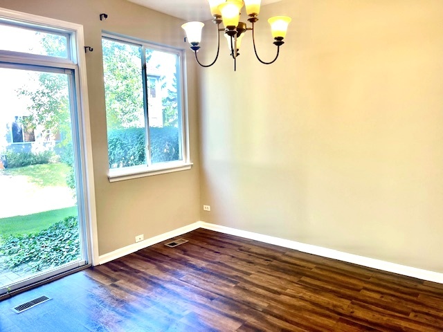 386 N Keswick Circle, Round Lake, IL 60073