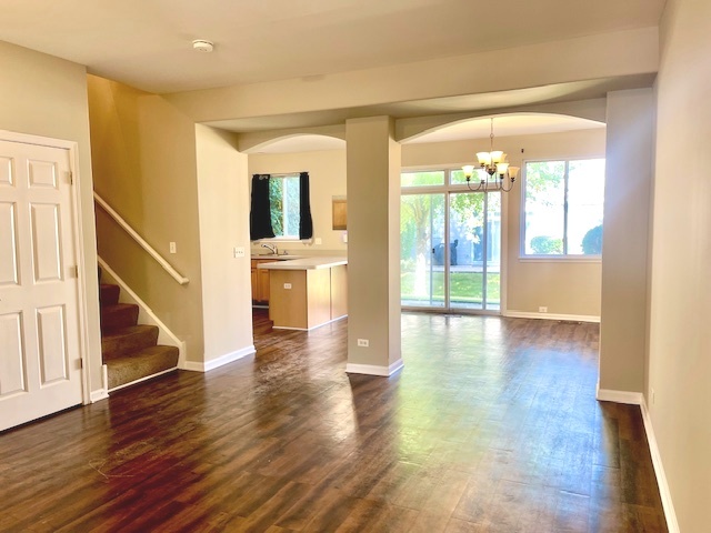 386 N Keswick Circle, Round Lake, IL 60073