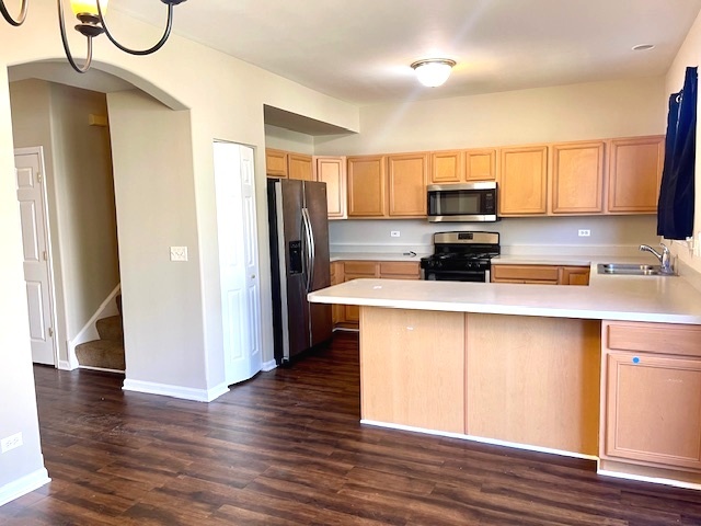 386 N Keswick Circle, Round Lake, IL 60073