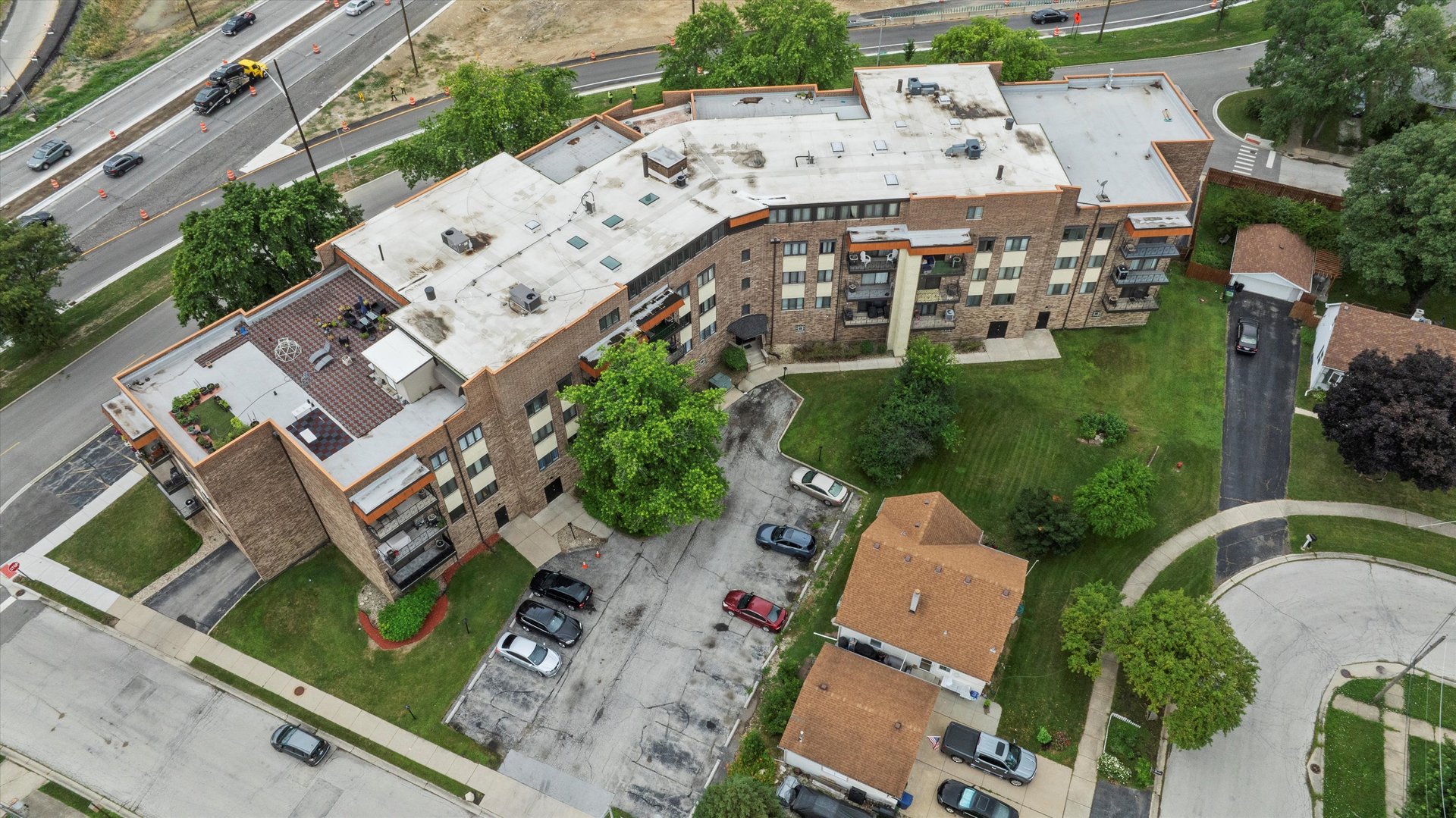 7100 W 95th Street #312, Oak Lawn, IL 60453