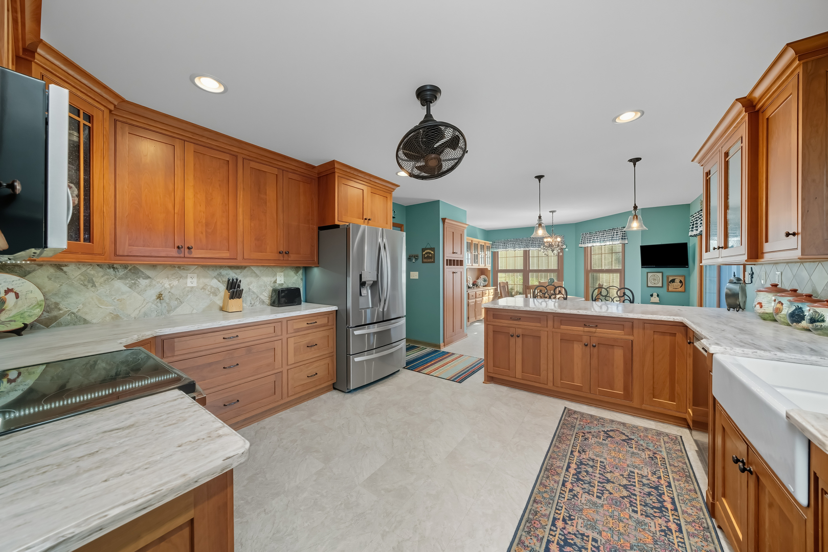 644 Karen Drive, Lake Holiday, IL 60552