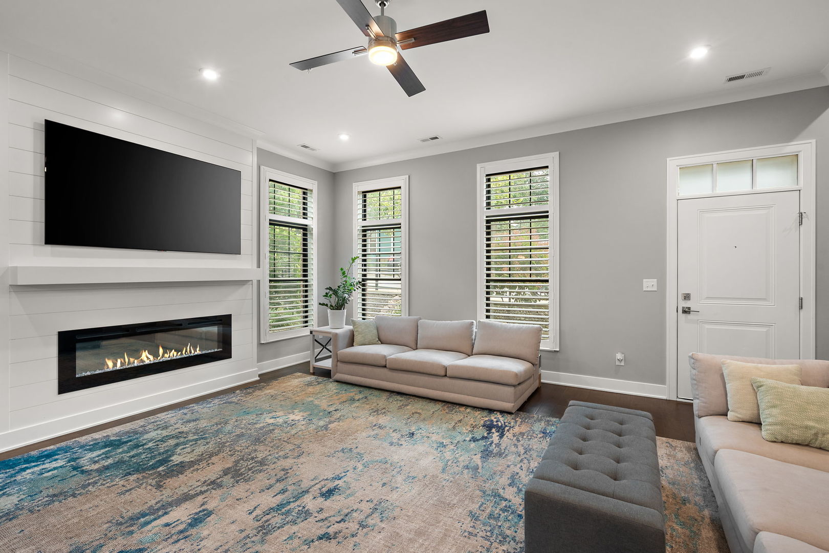 207 Academy Street #106, Valparaiso, IN 46383