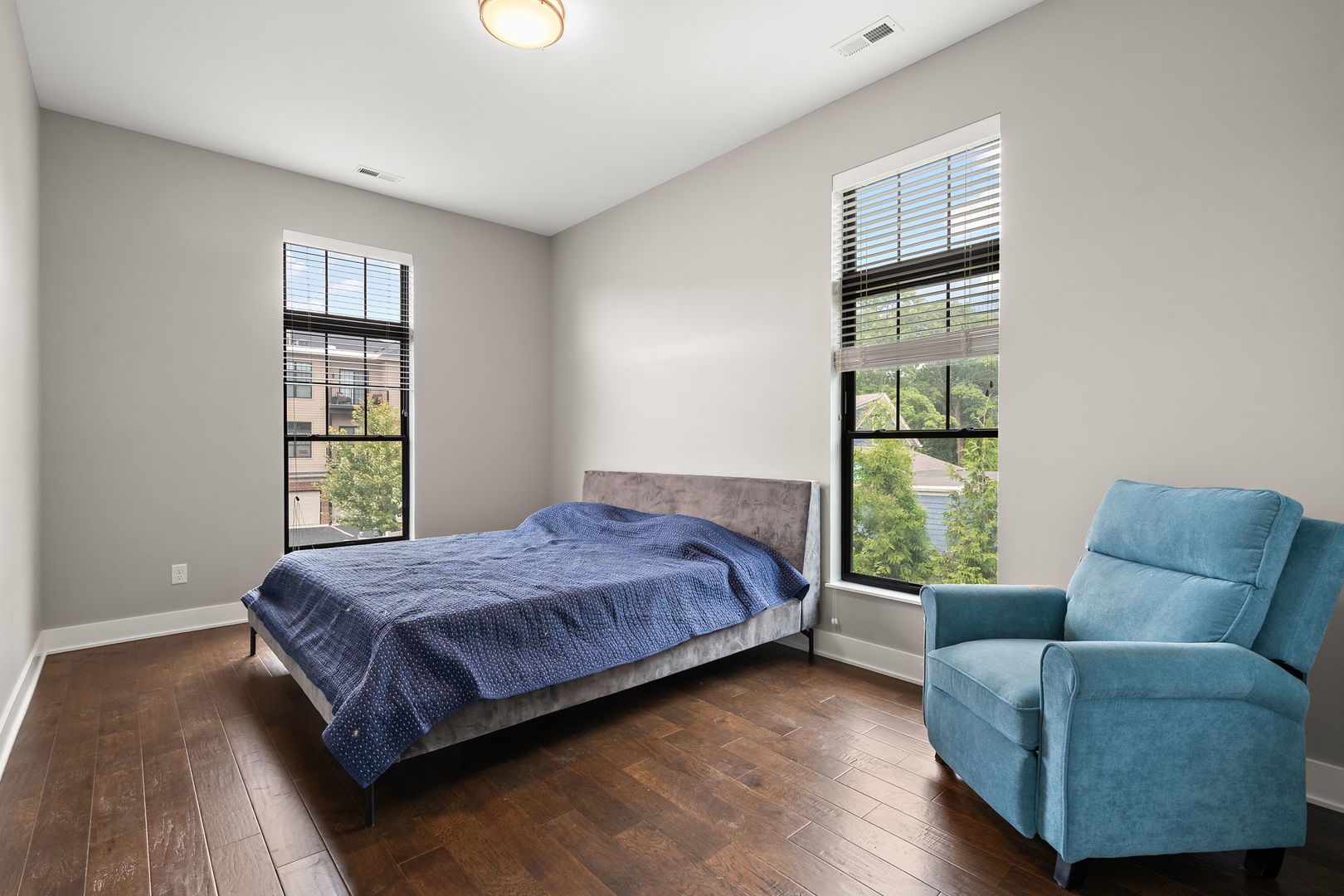 207 Academy Street #106, Valparaiso, IN 46383