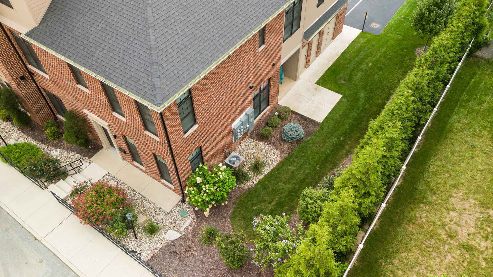 207 Academy Street #106, Valparaiso, IN 46383