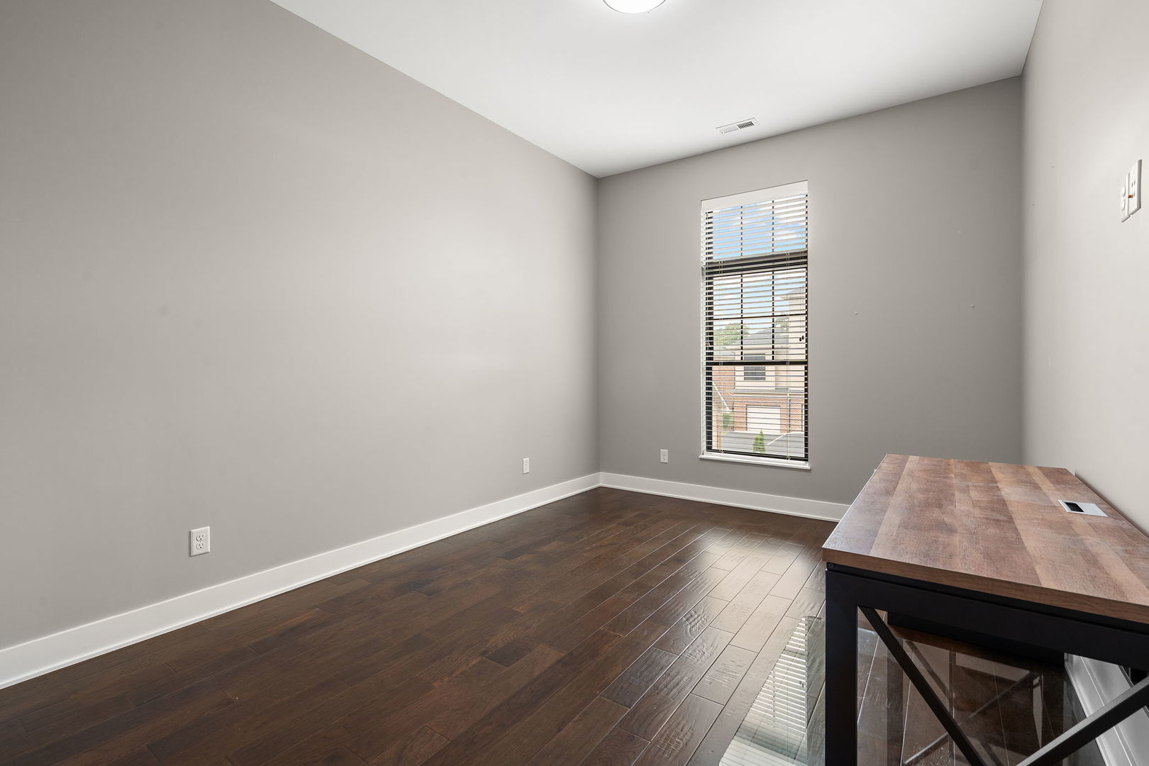 207 Academy Street #106, Valparaiso, IN 46383