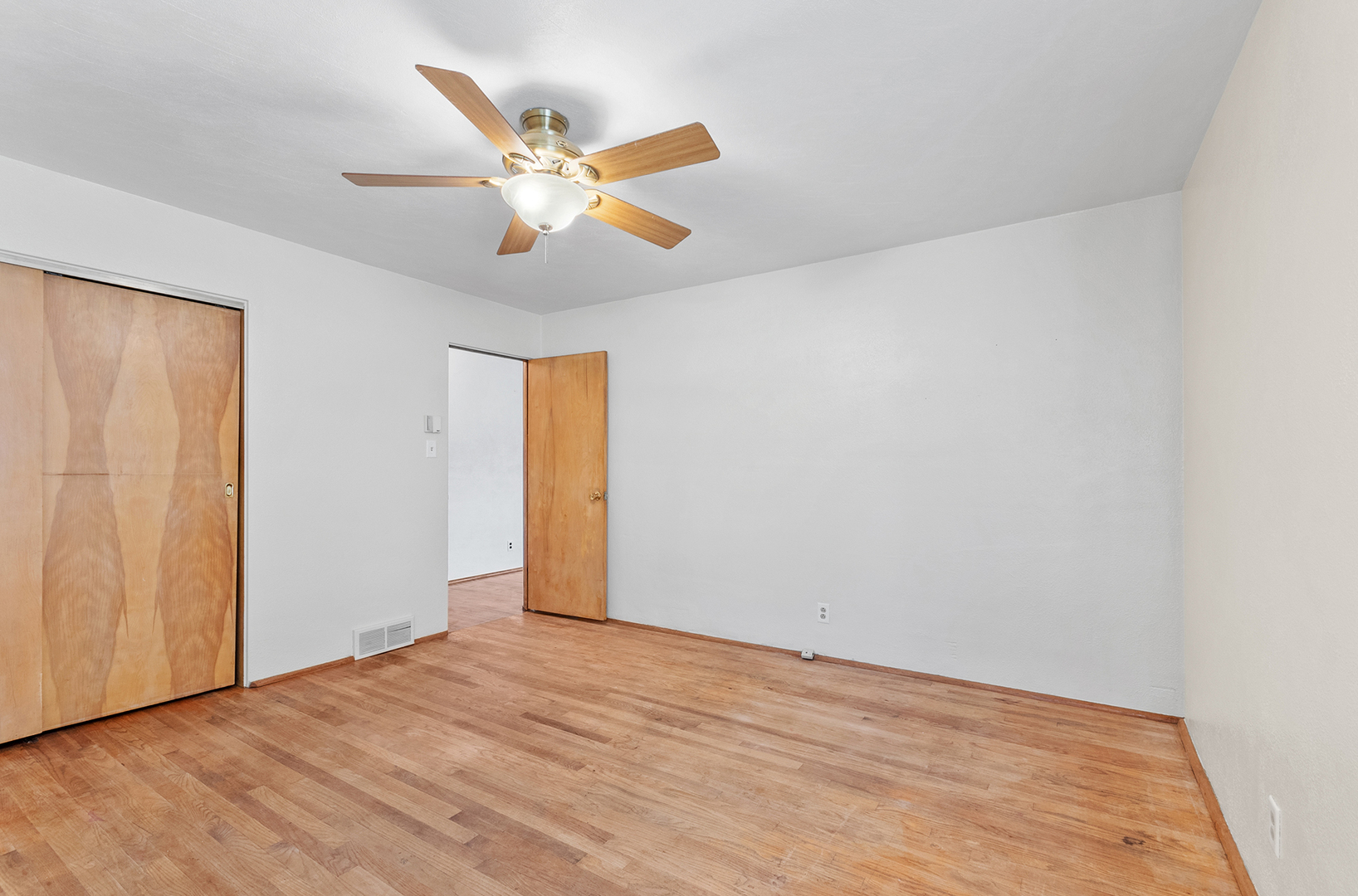 1303 Colorado Avenue, Joliet, IL 60435