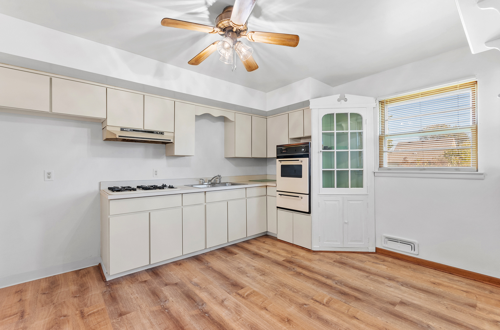 1303 Colorado Avenue, Joliet, IL 60435