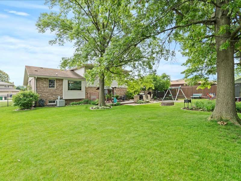 14542 S Mustang Drive, Homer Glen, IL 60491