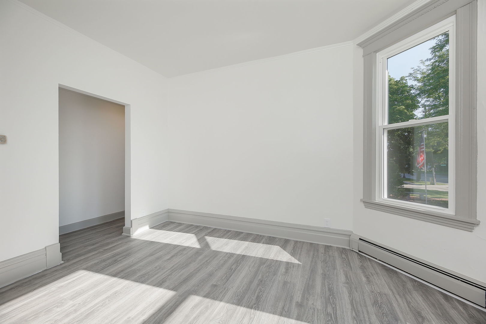 123 N West Street, Wheaton, IL 60187