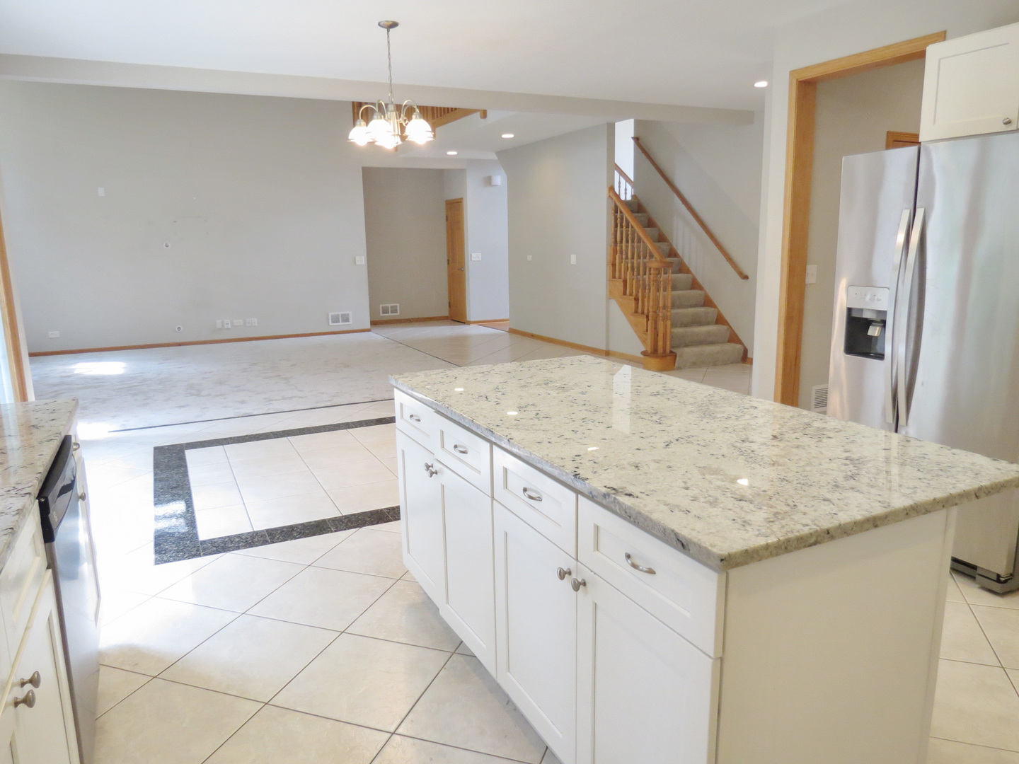 358 Mayo Lane, Bloomingdale, IL 60108