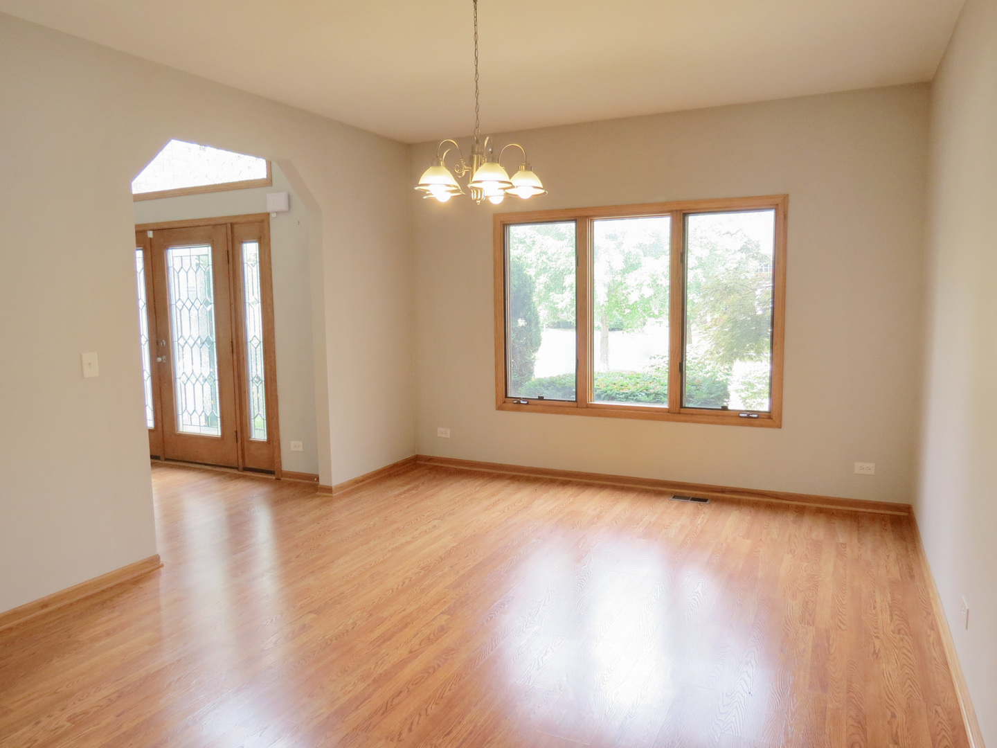 358 Mayo Lane, Bloomingdale, IL 60108