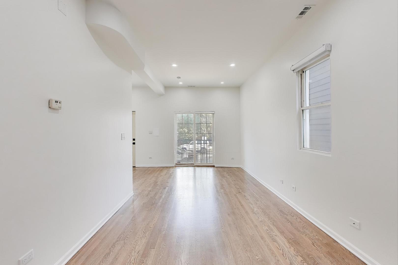 1940 N Ridgeway Avenue #2, Chicago, IL 60647