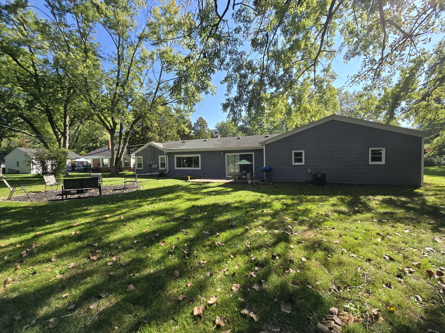 3898 Montgomery Drive, Crete, IL 60417