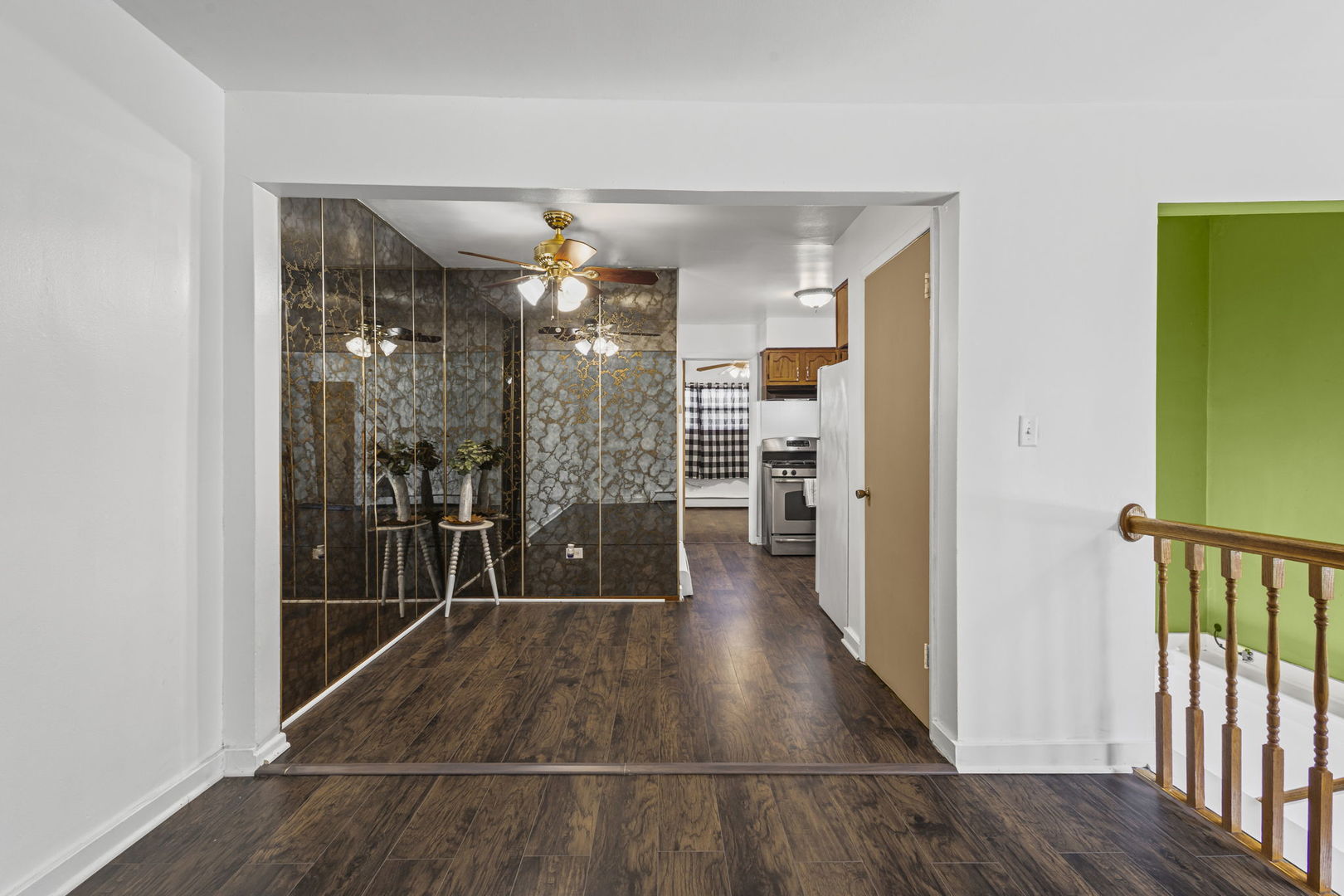 44 King Arthur Court #7, Northlake, IL 60164