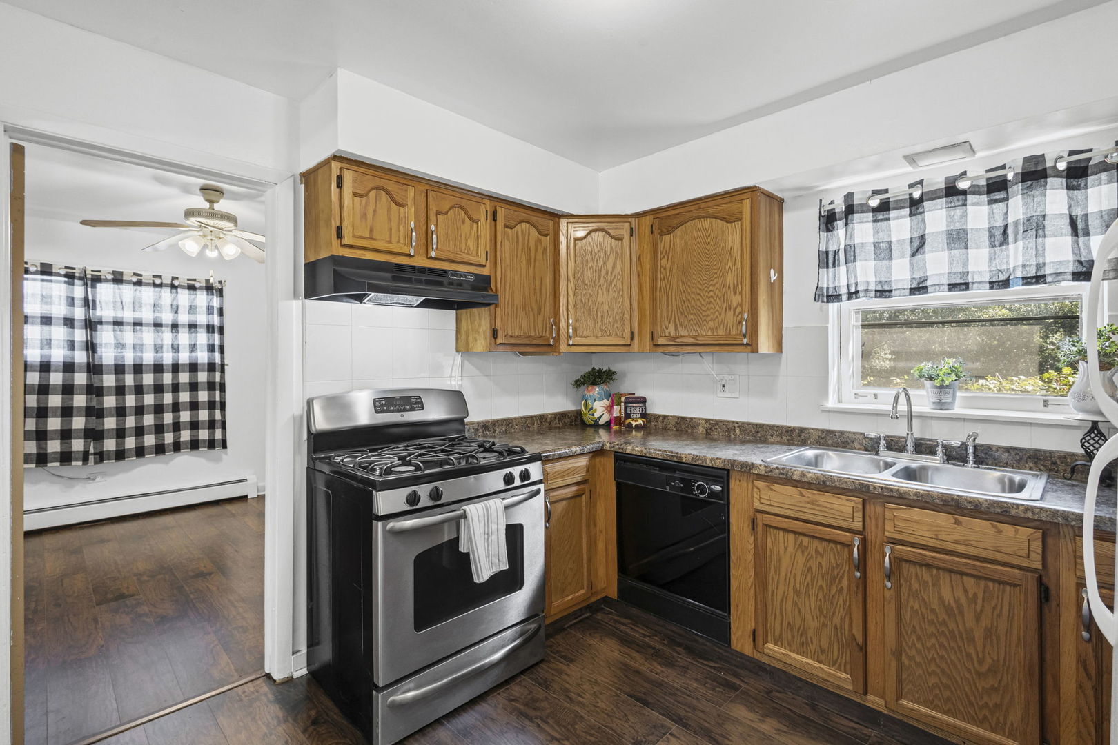44 King Arthur Court #7, Northlake, IL 60164
