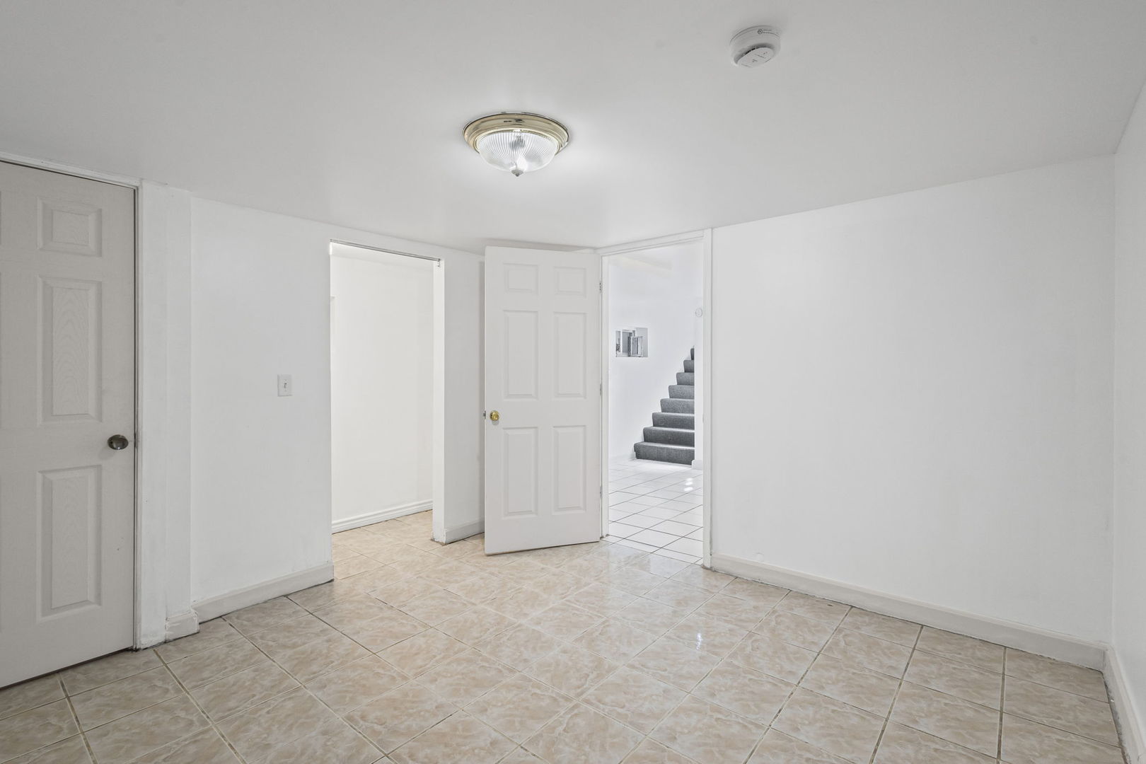 44 King Arthur Court #7, Northlake, IL 60164