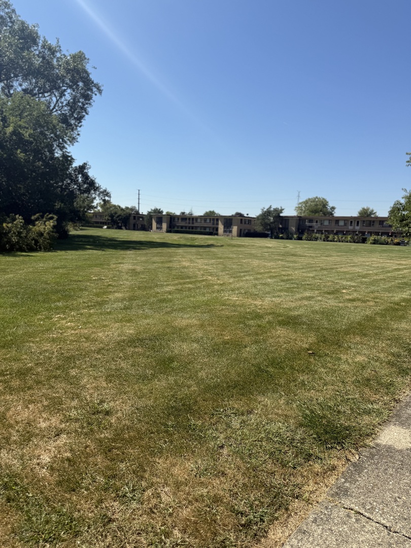44 King Arthur Court #7, Northlake, IL 60164