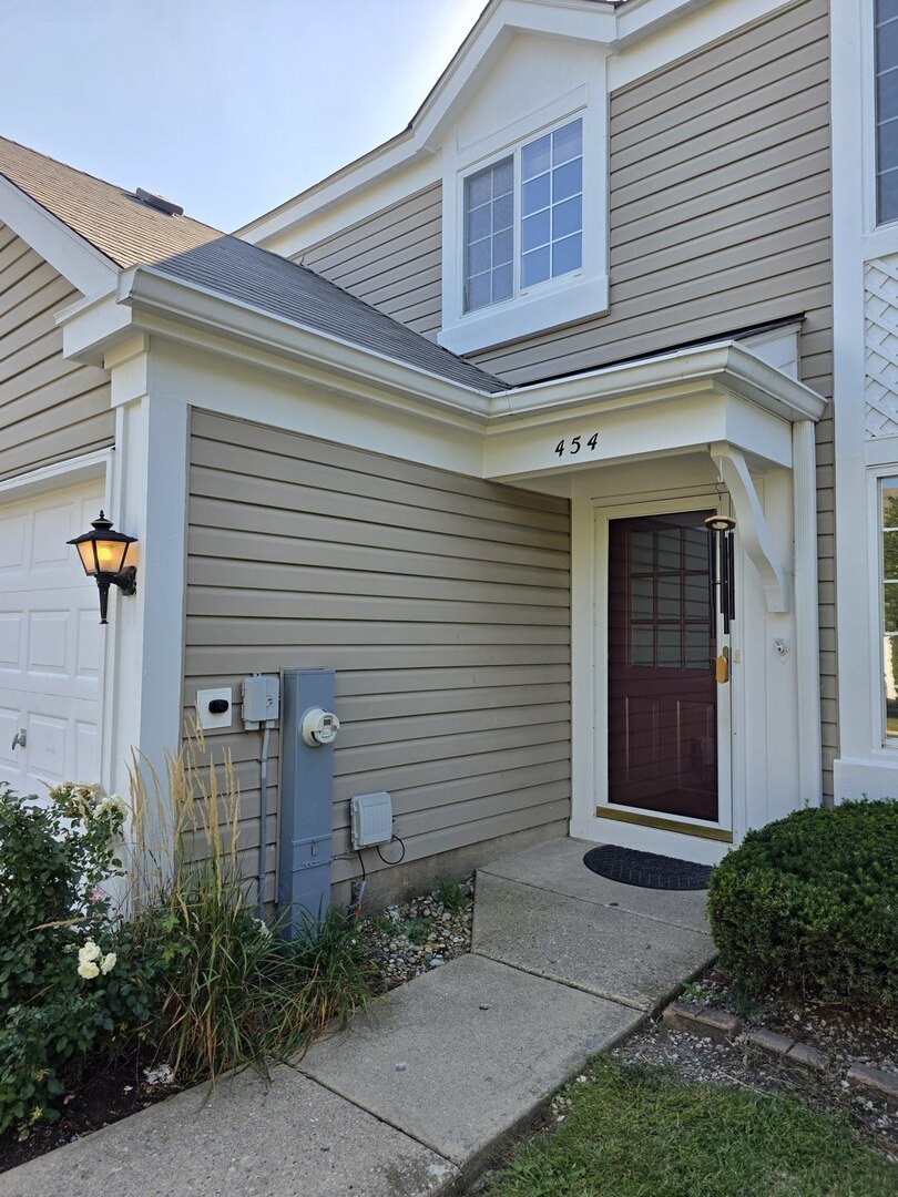454 Paul Revere Court, Aurora, IL 60504